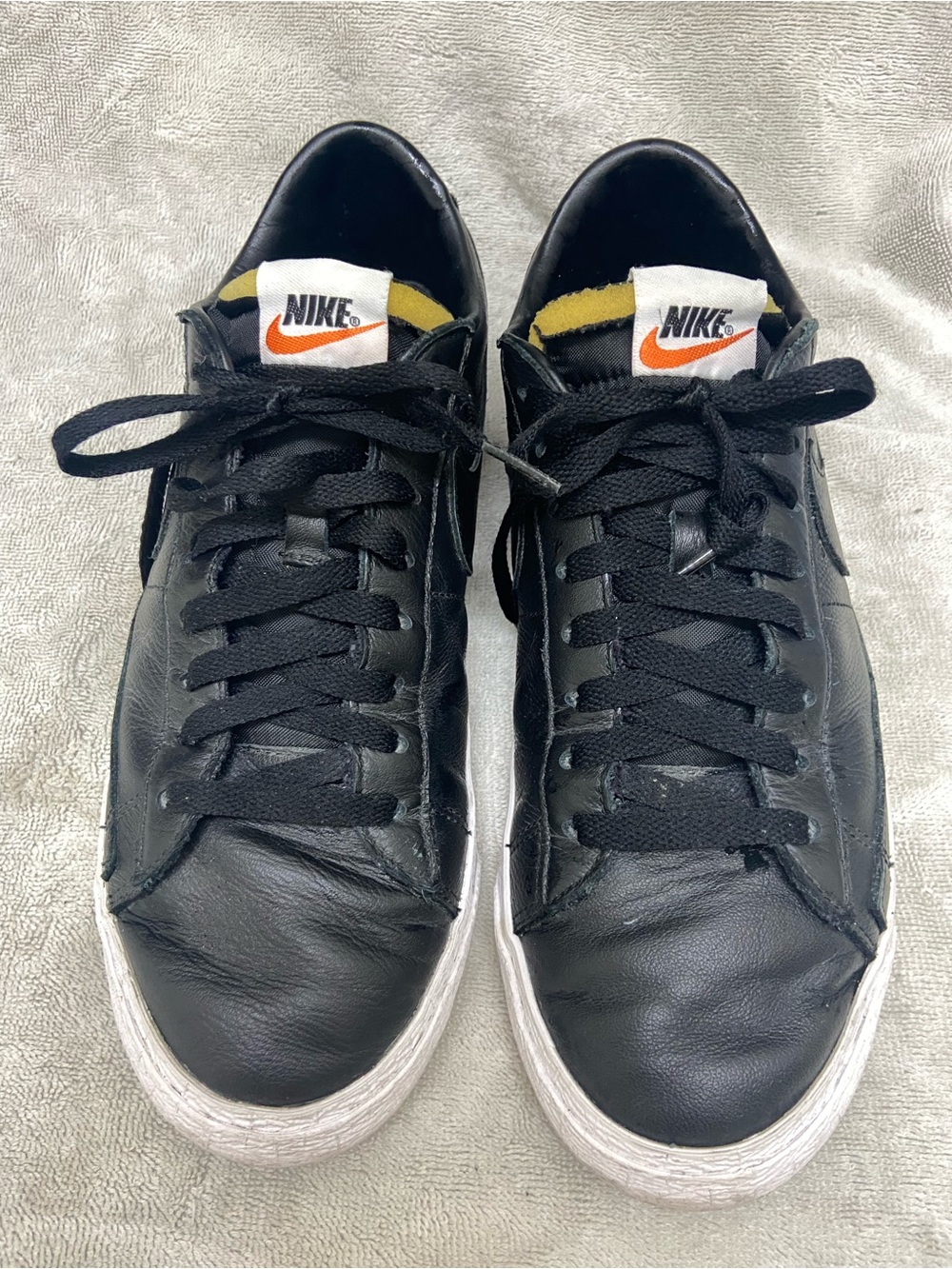 Nike Men’s Black Leather Athletic Casual Shoes Size 10 EU 44 Style 616829-997